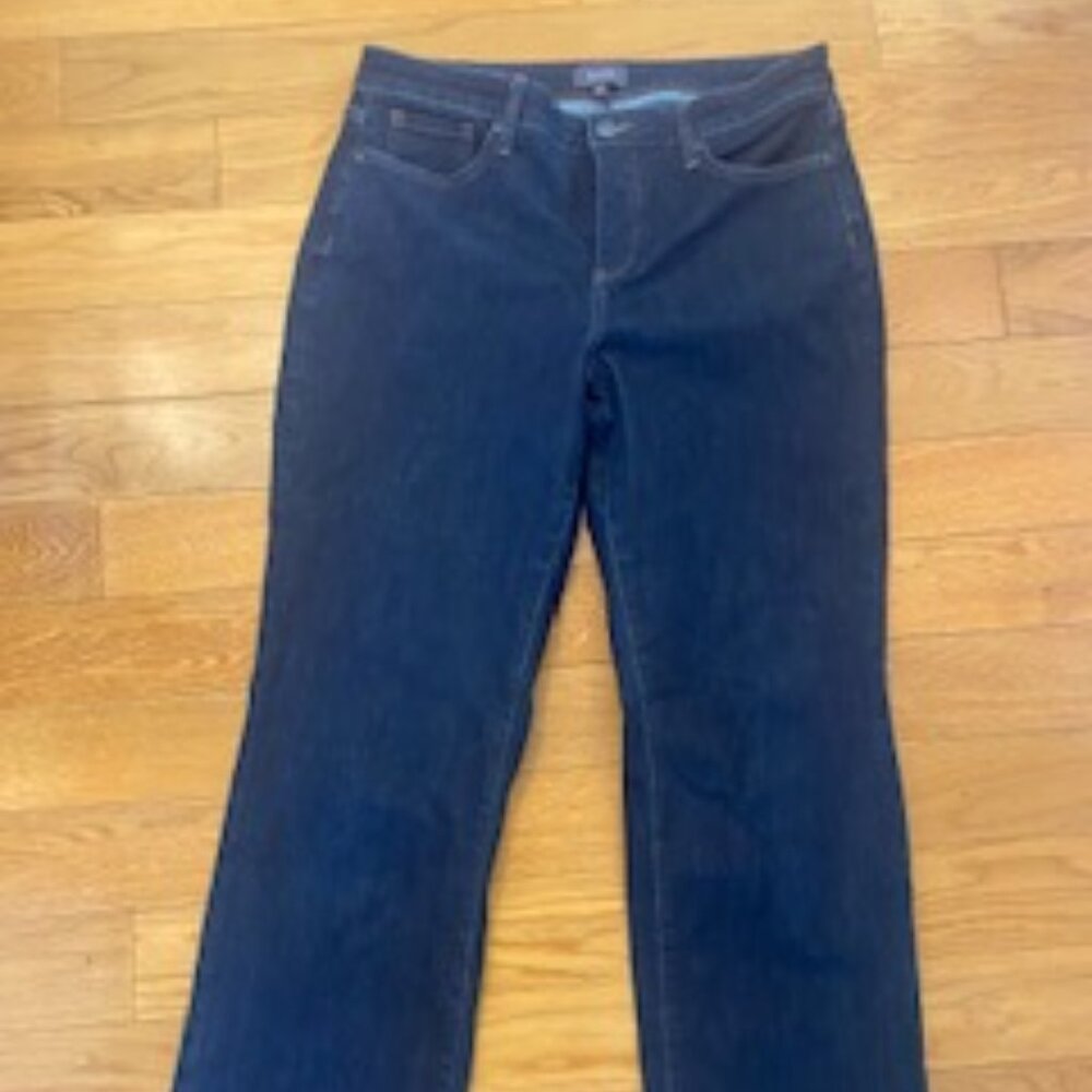 EUC NYDJ Bailey Relaxed Straight Jeans Released Hem Dark Wash 32" inseam